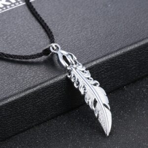 Collier homme plume