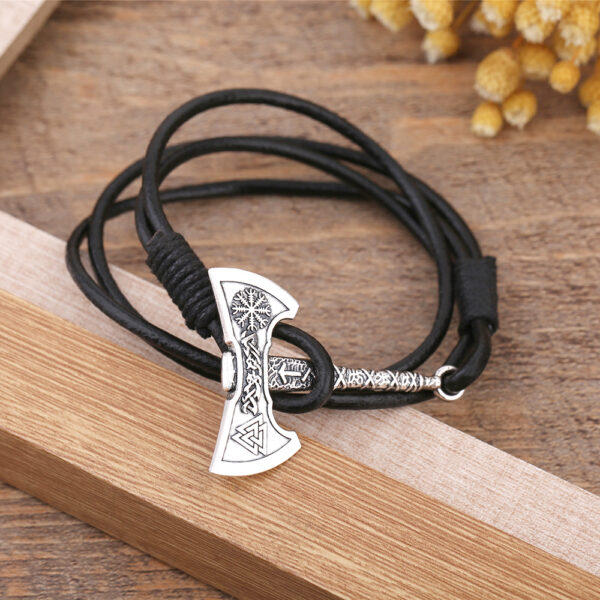 Bracelet viking hache