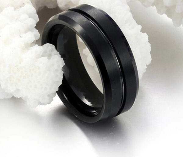 bague noire