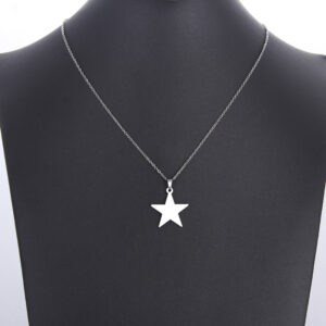 Collier étoile ras de cou