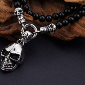 Collier pierre gothique