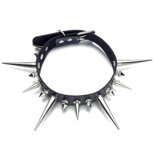 Collier pique gothique